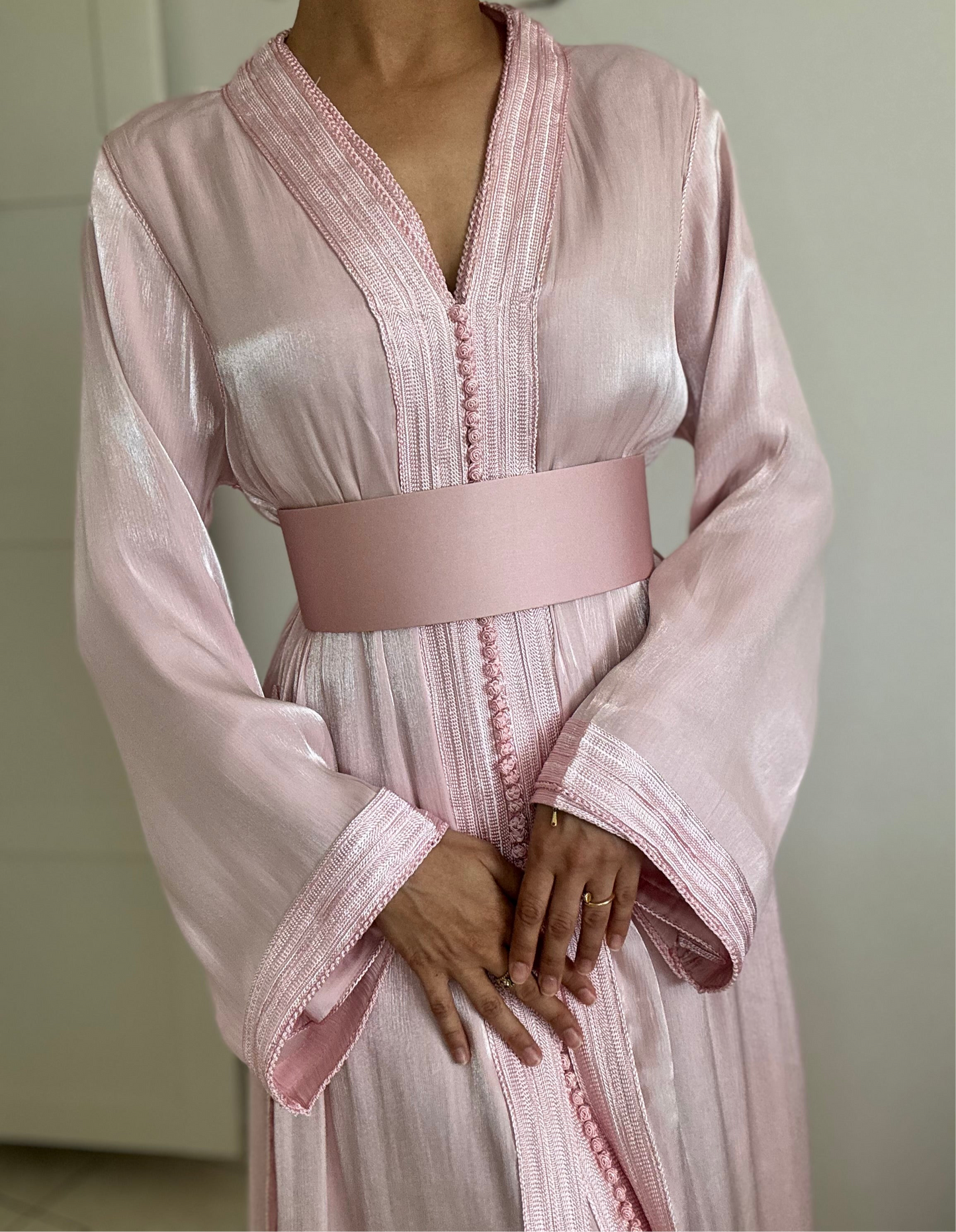 TAKCHITA ORGANZA đź©°